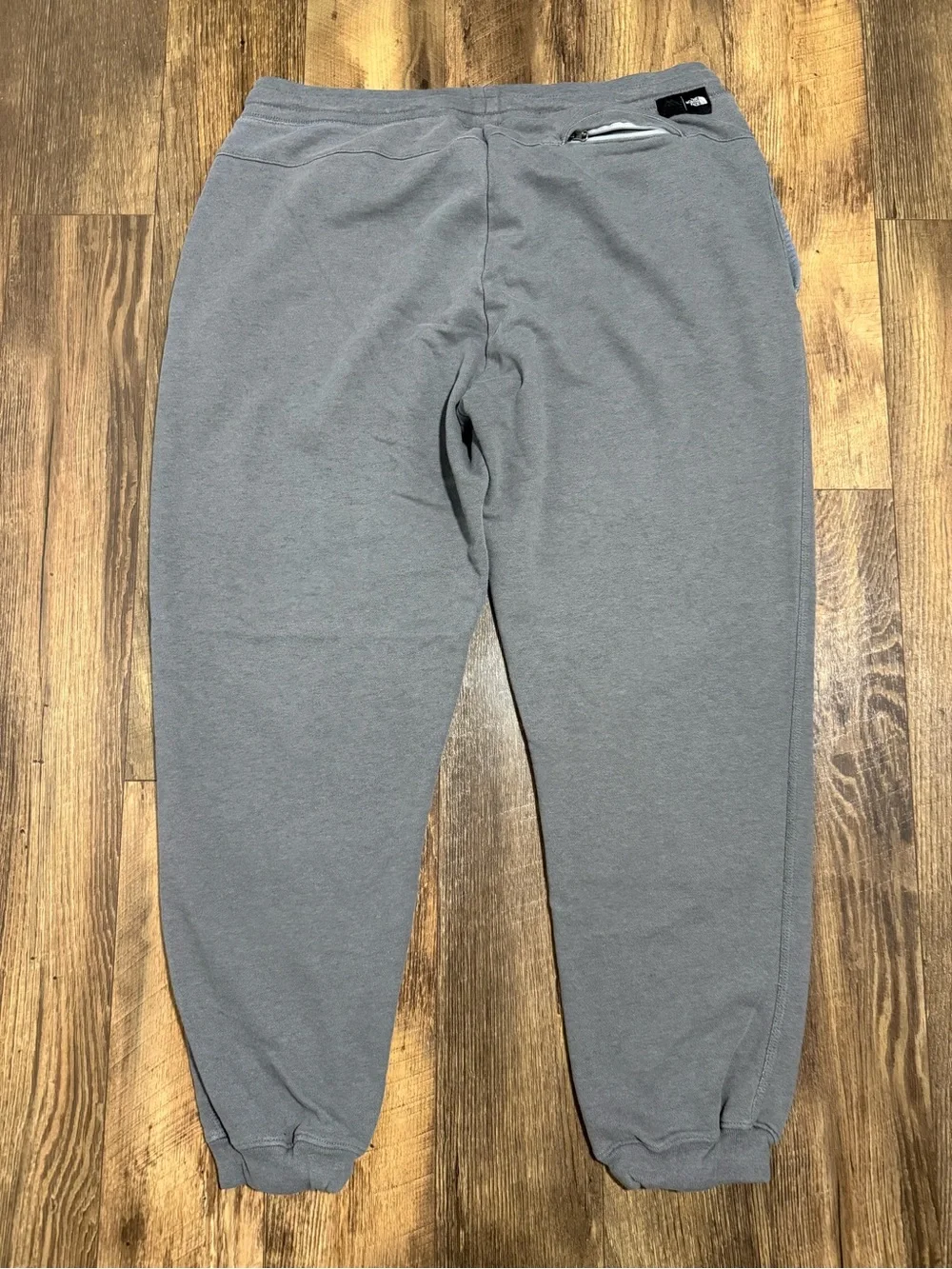 The North Face Joggers Mens XL Gray Sweatpants Stretch Comfort Mountain Athletic